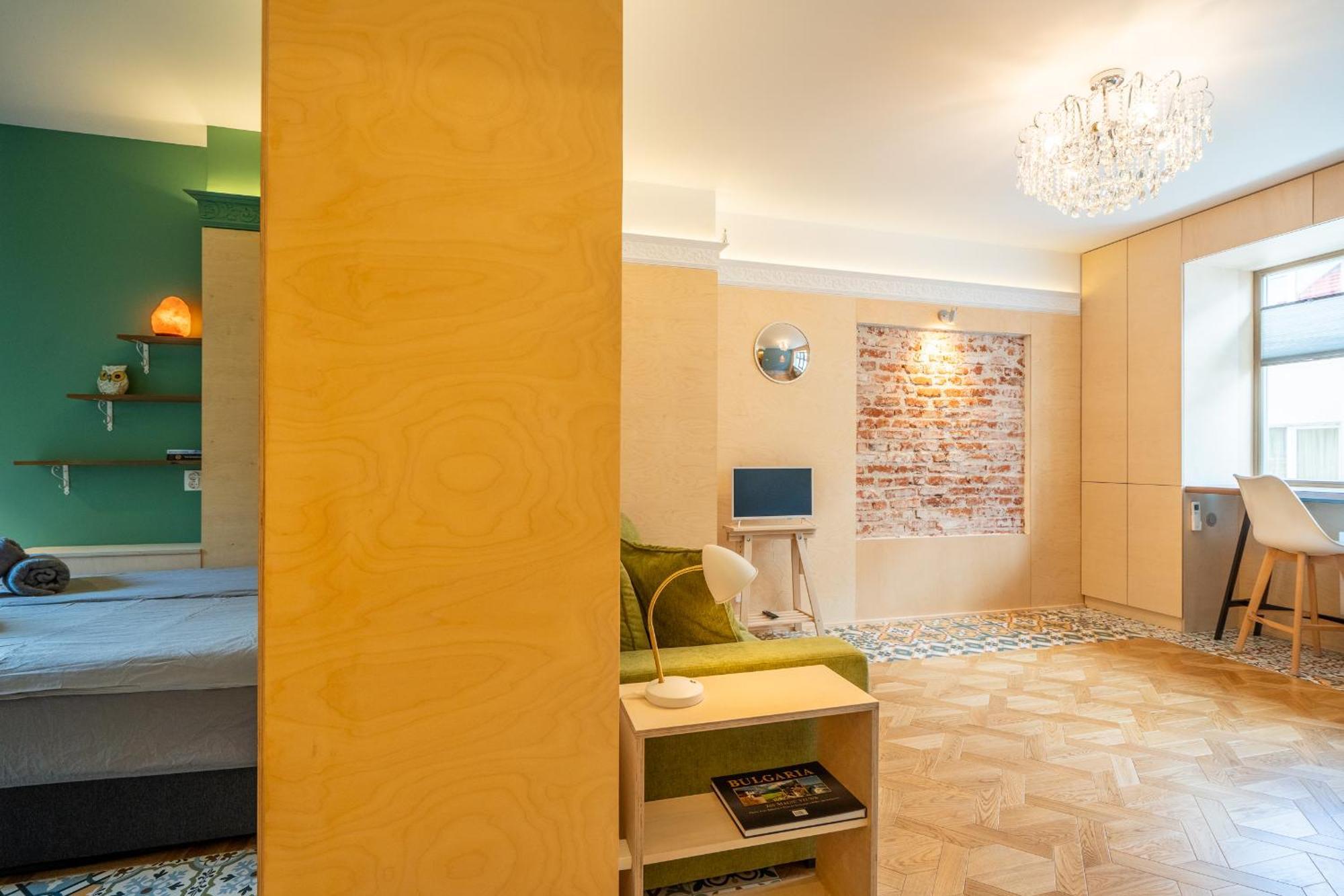 Bijou - 1 Bedroom *